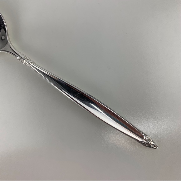 2/$20 1847 Rogers Bros. IS 1965 Vintage Silver Plate Garland Pattern Teaspoon - Picture 3 of 12